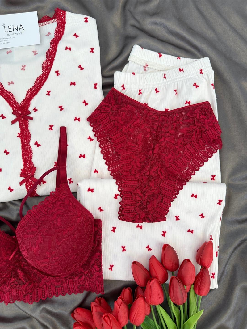 Fiyonklu Dantel Şeritli Dörtlü Pijama Seti