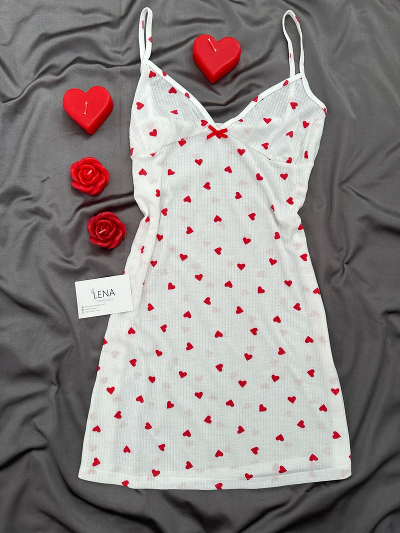 Kırmızı Kalp Raporlu Gecelik Pijama Takımı