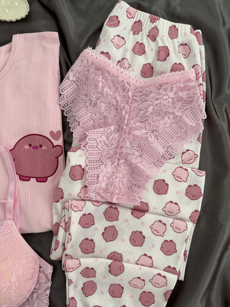 Pembe Civciv Desenli Dörtlü Pijama Seti