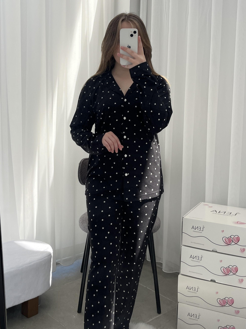 Siyah Yıldız Desenli Düğmeli Termosoft Pijama Takımı