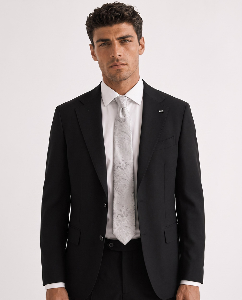 Arles Suit Black