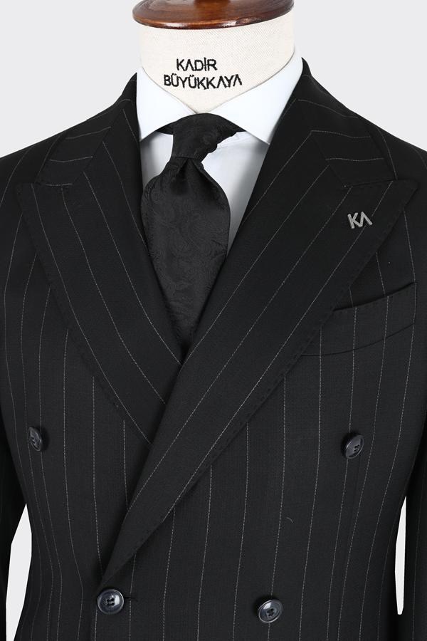 Double-Breasted Suit Black