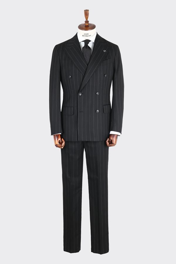 Double-Breasted Suit Black