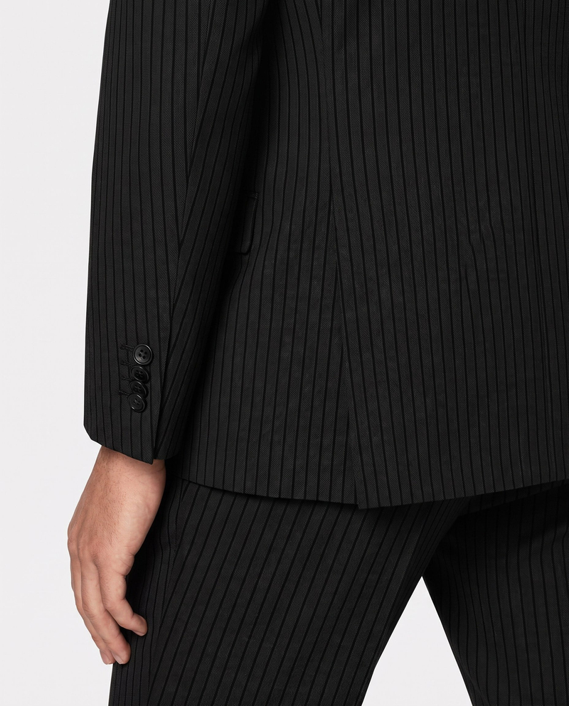 Varollo Double-Breasted Suit Black