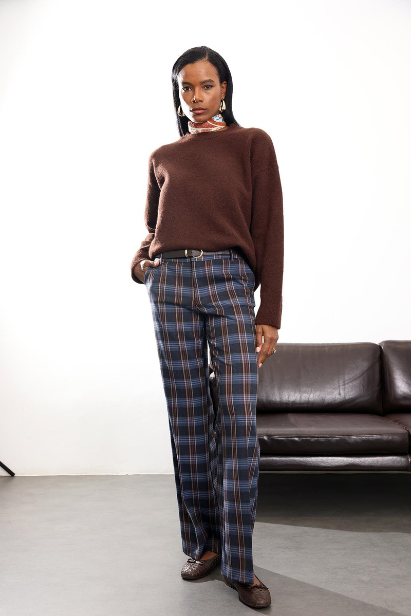 Acı Kahve Bisiklet Yaka Yumuşak Dokulu Triko 251297