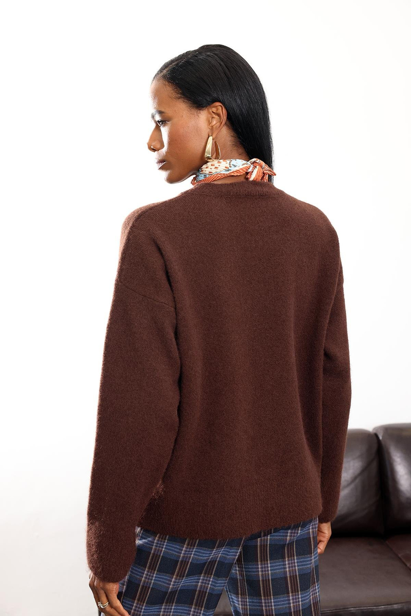 Acı Kahve Bisiklet Yaka Yumuşak Dokulu Triko 251297