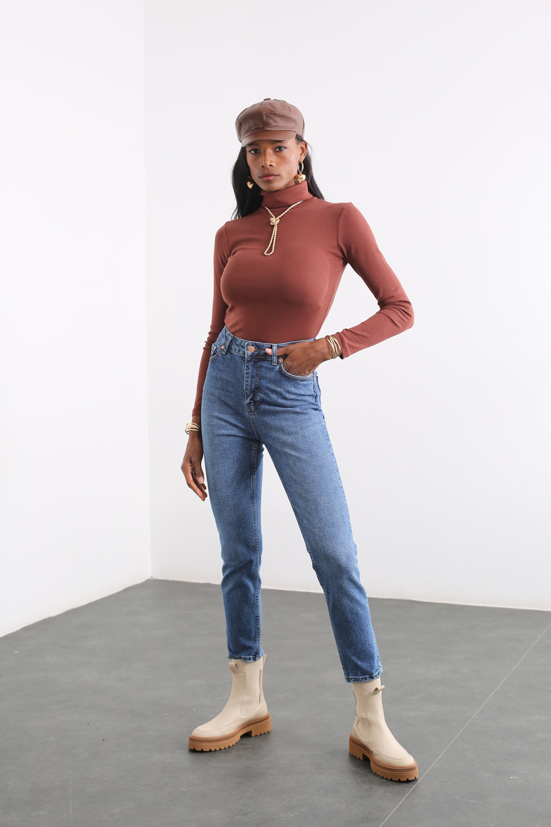 Acı Kahve Boğazlı Bluz 4561