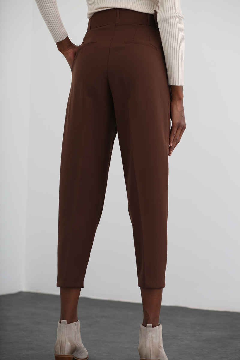 Acı Kahve Kemerli Krep Pantolon 0108
