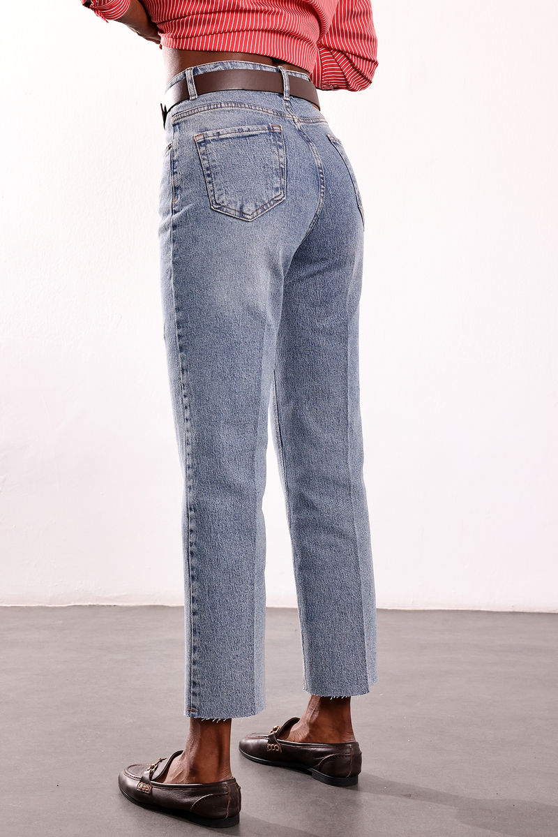 Açık Mavi Boyfit Jean 2004