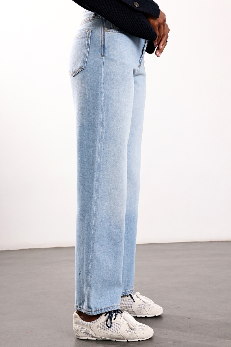Açık Mavi Longline Düz Kesim Jean 