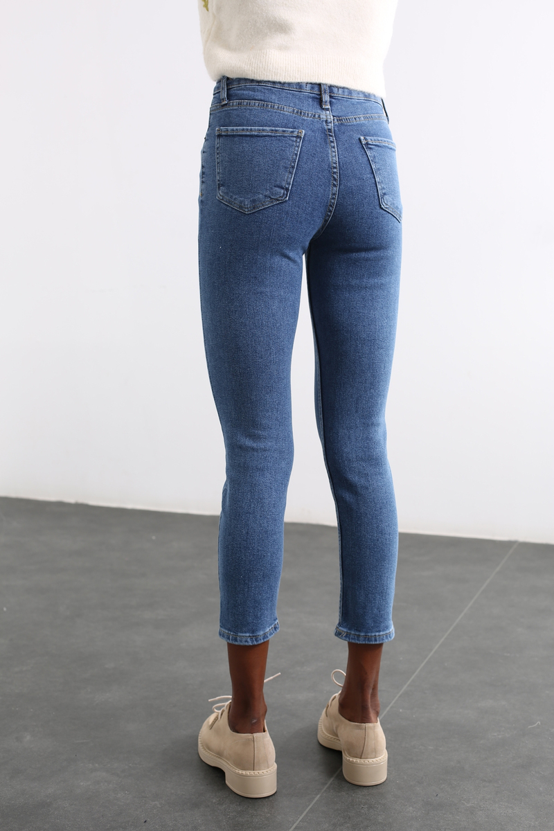 Açık Mavi Orta Bel Düz Paça Jean 