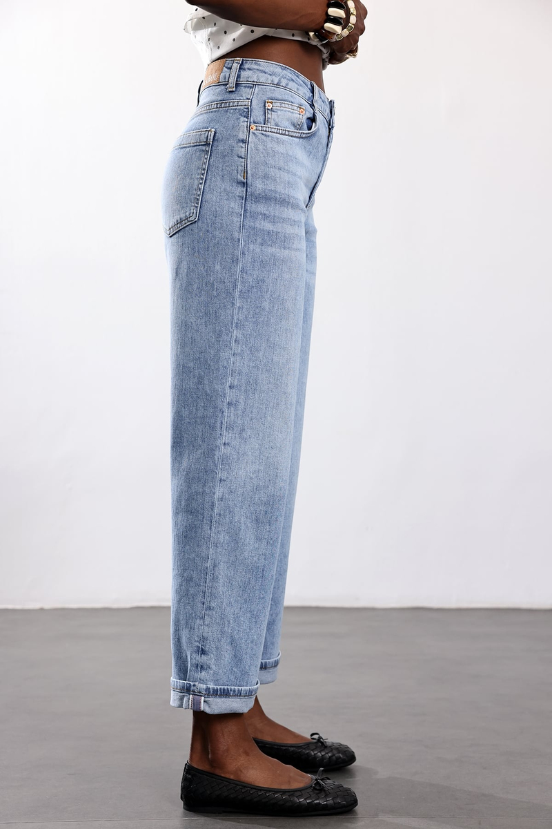 Açık Mavi Relaxed Fit Jean 26841