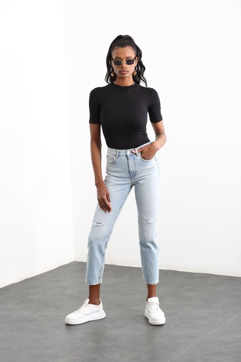Açık Mavi Yüksek Bel Dizi Yırtık Boyfriend Jean 