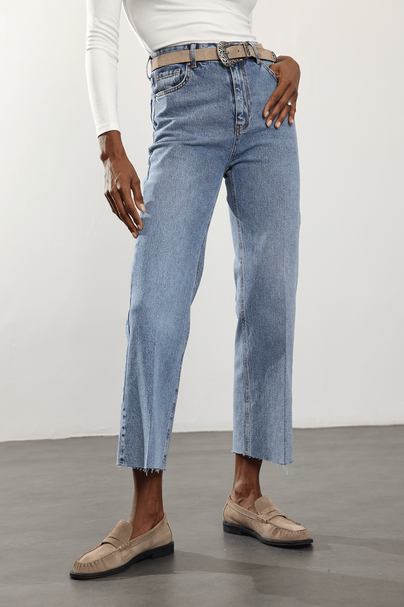 Açık Mavi Yüksek Bel Mini Flare Jean 2005