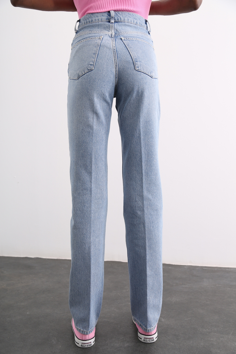 Açık Mavi Yüksek Bel Straight Fit Jean 