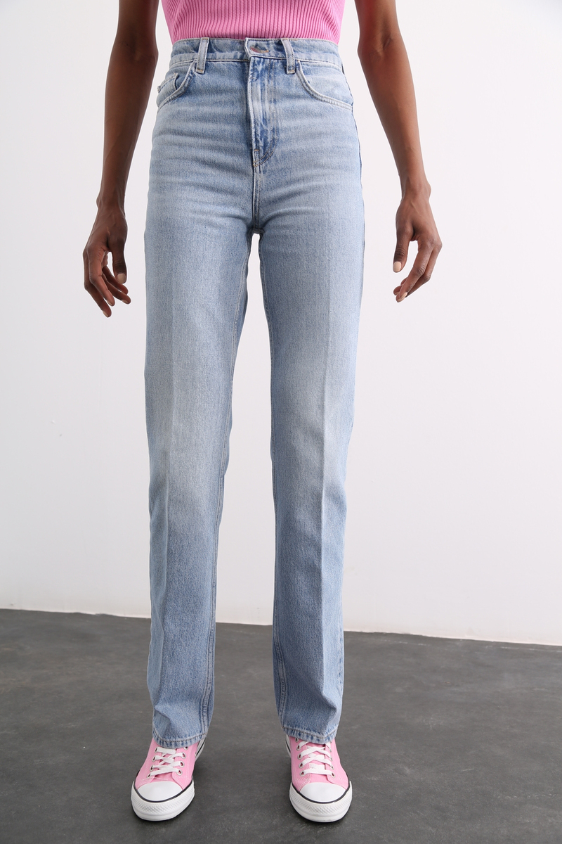Açık Mavi Yüksek Bel Straight Fit Jean 