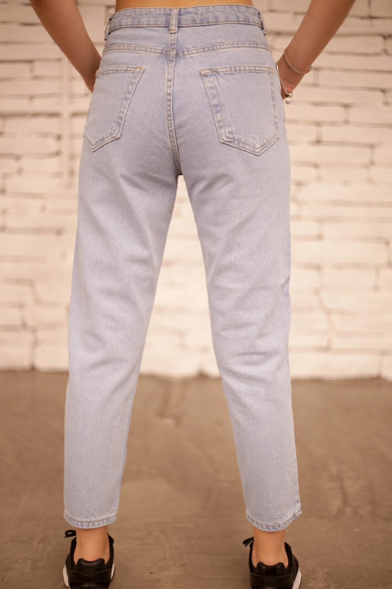 Açık Mavi Yüksek Bel Yırtıklı Mom Jean 002381