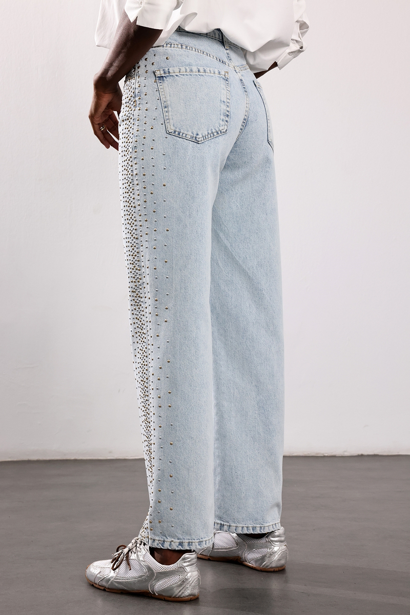 Açık Mavi Zımbalı Straight Fit Jean 8432