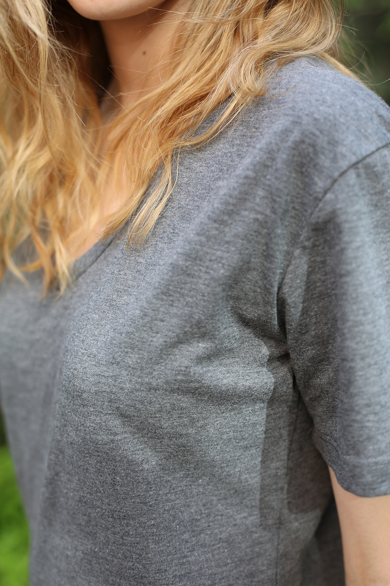 Antrasit V Yaka Tshirt