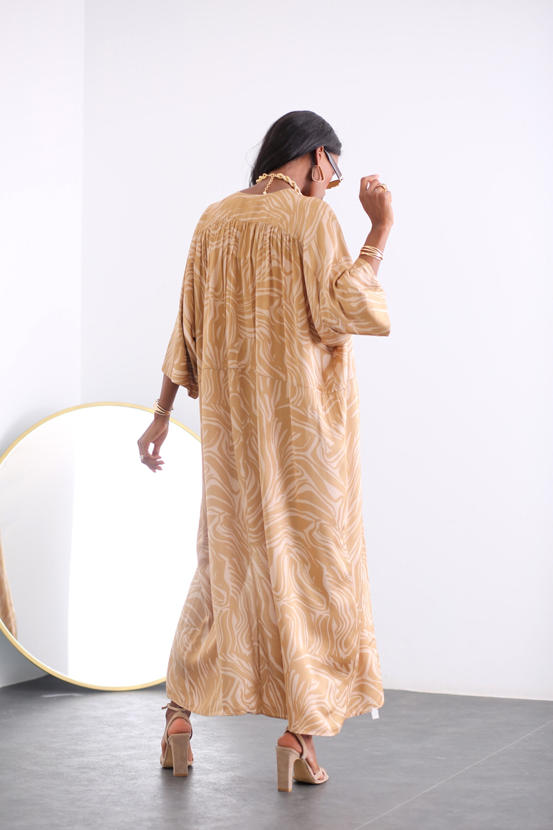 Bej Beli Büzgülü Kimono 