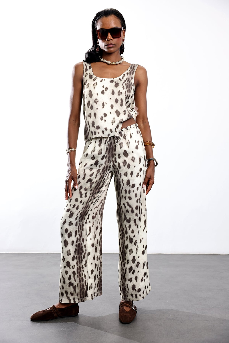 Bej Leopar Desenli Saten Bluz Pantolon Takım 