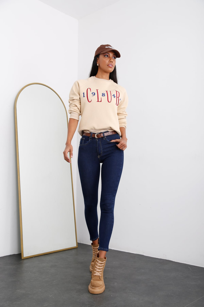 Bej Nakışlı Şardonlu Sweatshirt 
