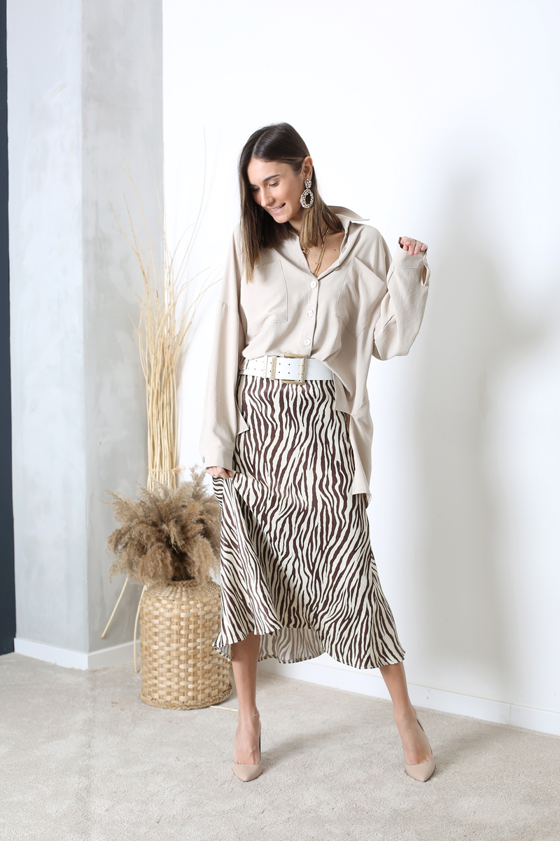 Bej Oversize Yandan Yırtmaçlı Gömlek 4465