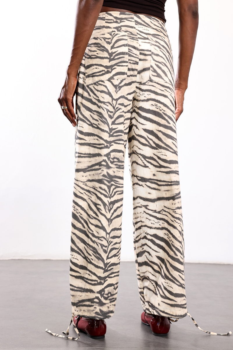 Bej Zebra Desenli Pantolon 19005