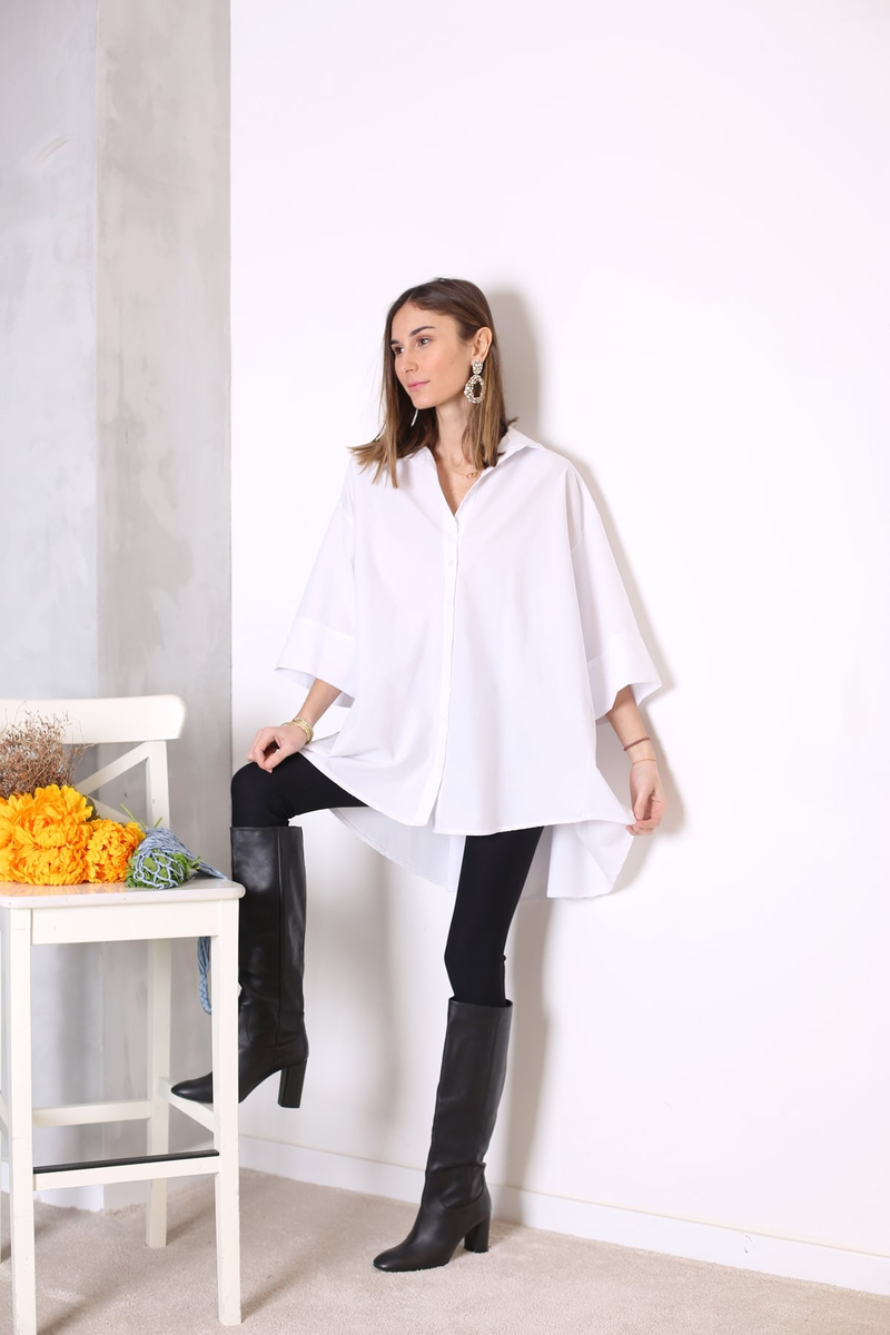 Beyaz Arkası Uzun Oversize Gömlek 24699
