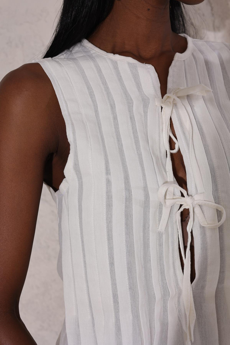 Beyaz Bağlamalı Bluz Pantolon Takım 