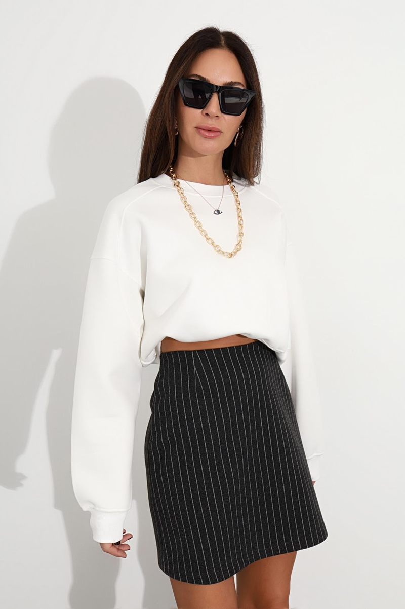 Beyaz Basic Crop Sweatshirt 3812