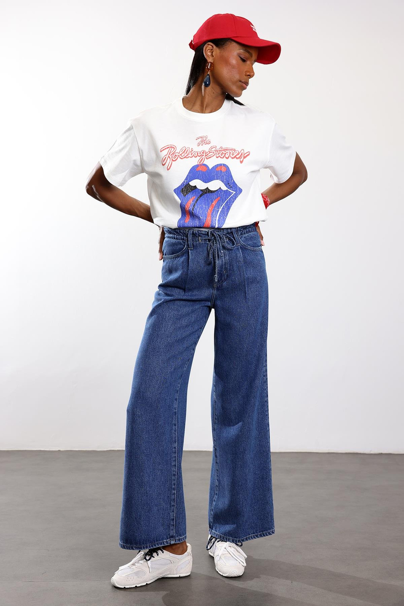 Beyaz Baskılı Oversize Tişört 