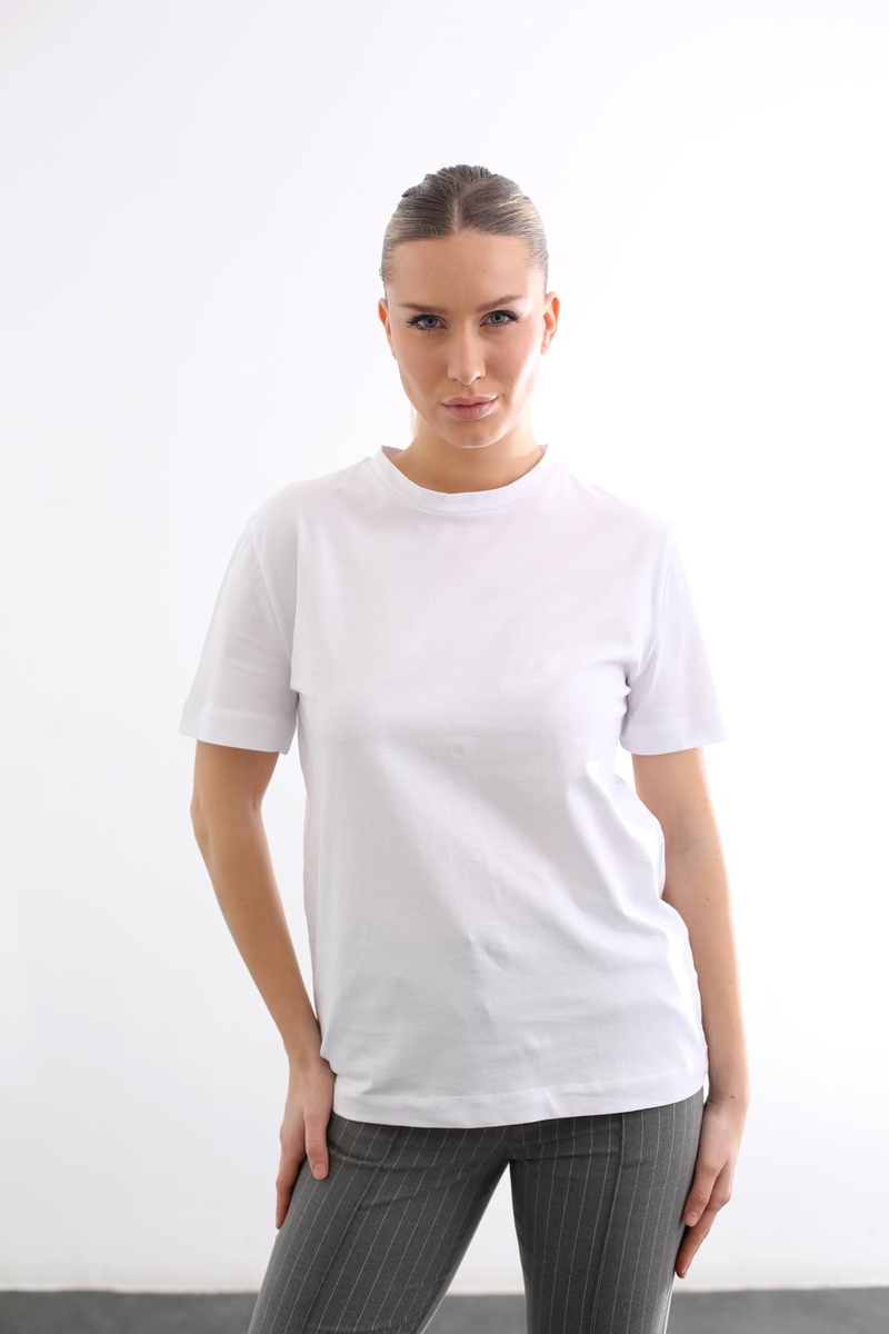 Beyaz Bisiklet Yaka Basic Tshirt 