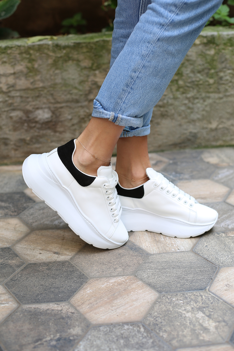 Beyaz Deri Sneaker