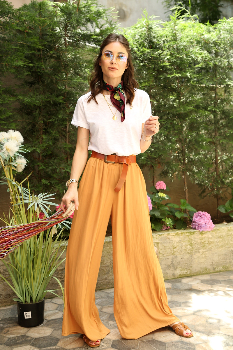 Beyaz Flamlı Basic Tshirt