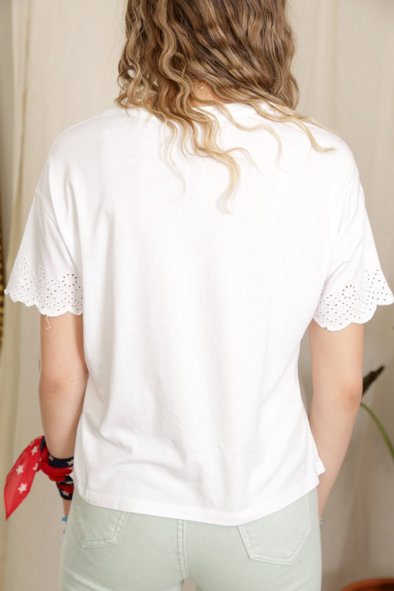 Beyaz Güpür İşlemeli Tshirt 