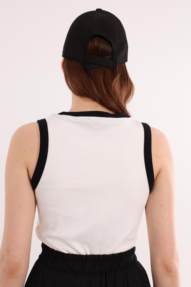 Beyaz Kontrast Atlet 