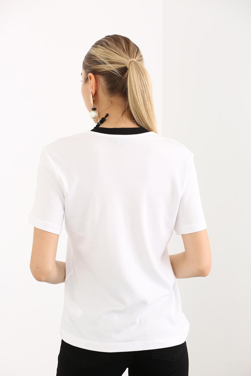 Beyaz Kontrast V Yaka Tshirt 