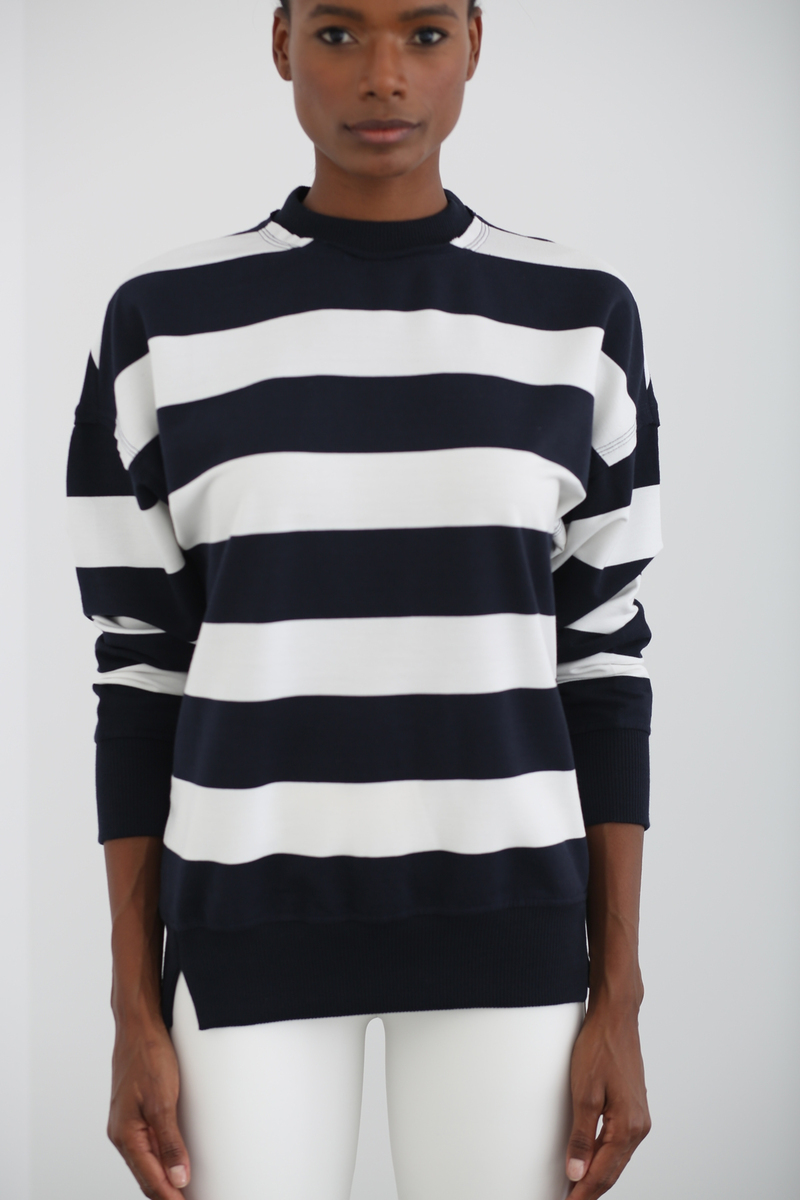 Beyaz-Lacivert Kalın Çizgili Basic Sweatshirt 