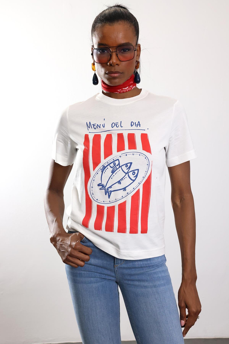 Beyaz Menu Del Dıa Baskılı Tişört 