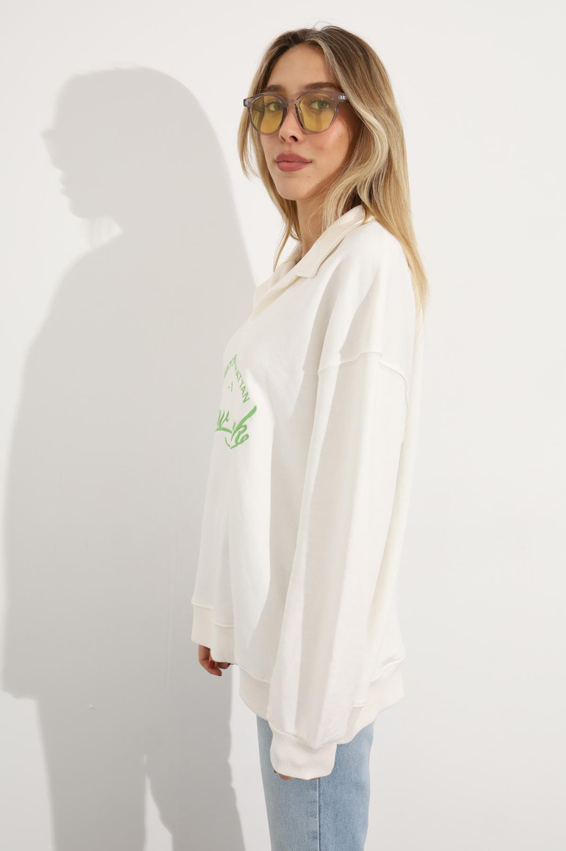Beyaz Polo Yaka Nakışlı Sweatshirt 