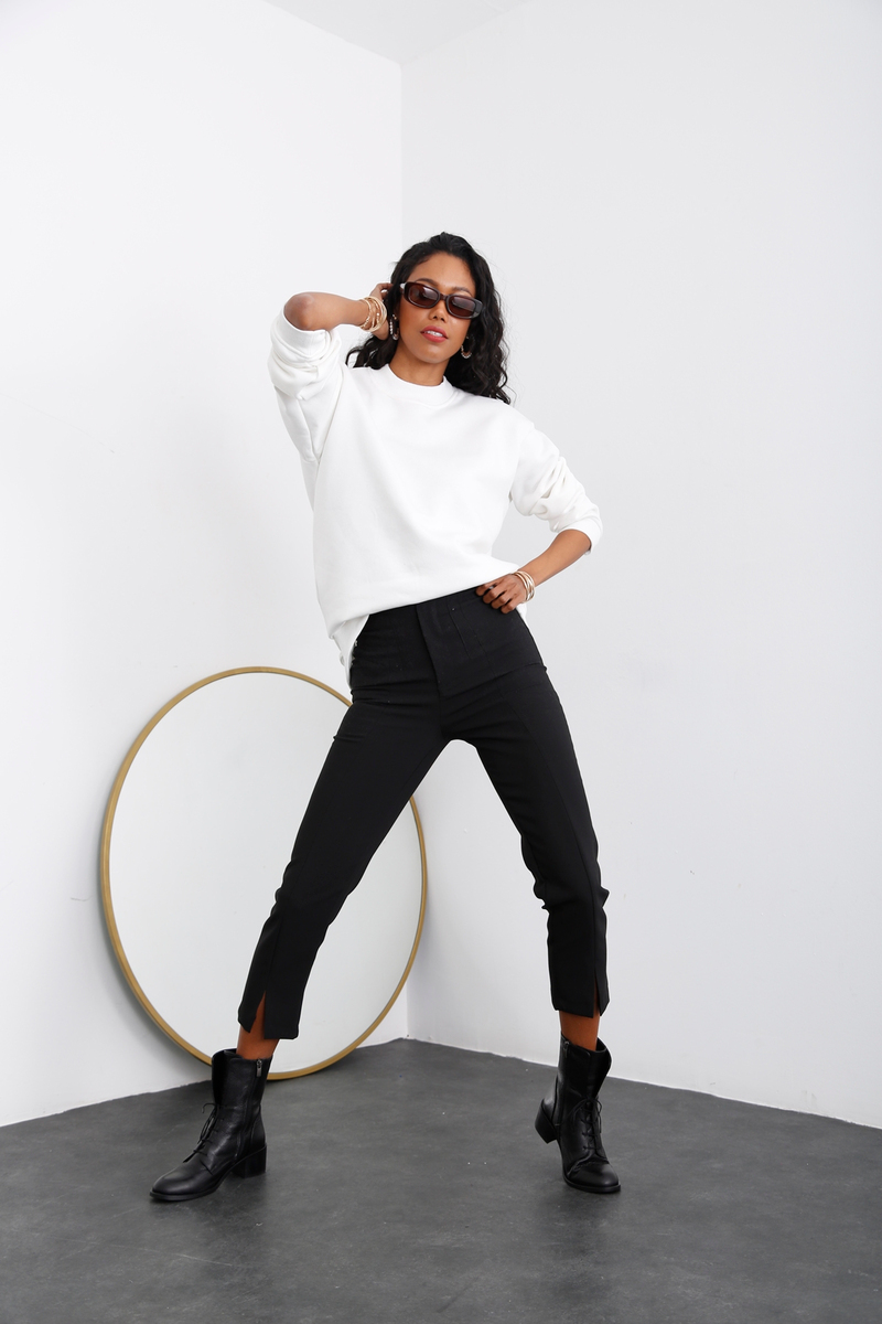 Beyaz Şardonlu Boyfriend Sweatshirt 0100