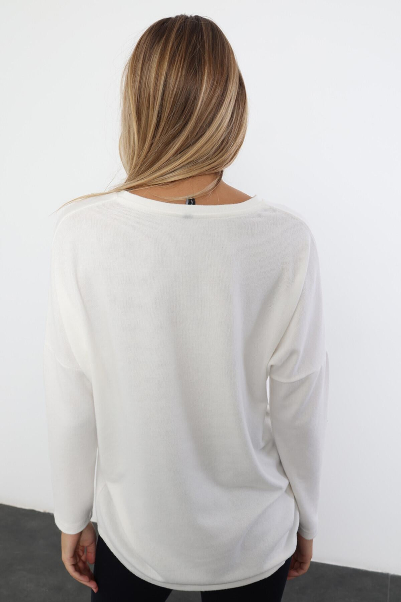 Beyaz V Yaka Basic Triko 7590