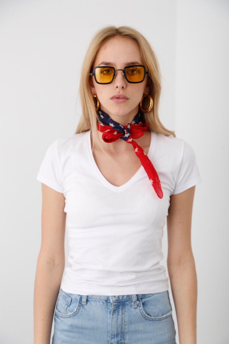 Beyaz V Yaka Tshirt 4083