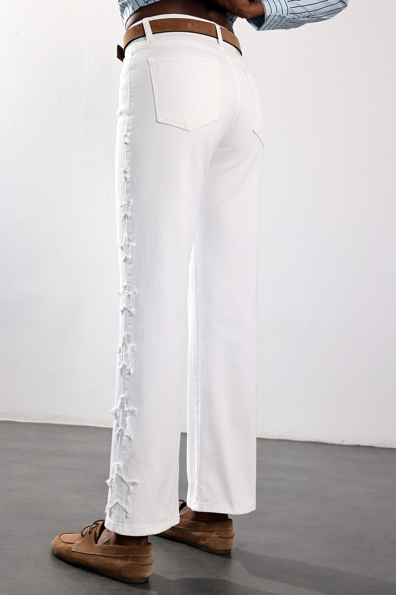 Beyaz Yanları Yıldız Nakışlı Jean 0960