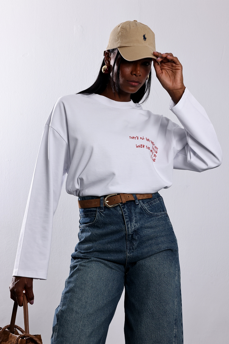 Beyaz Yazı Baskılı Sweatshirt 4853