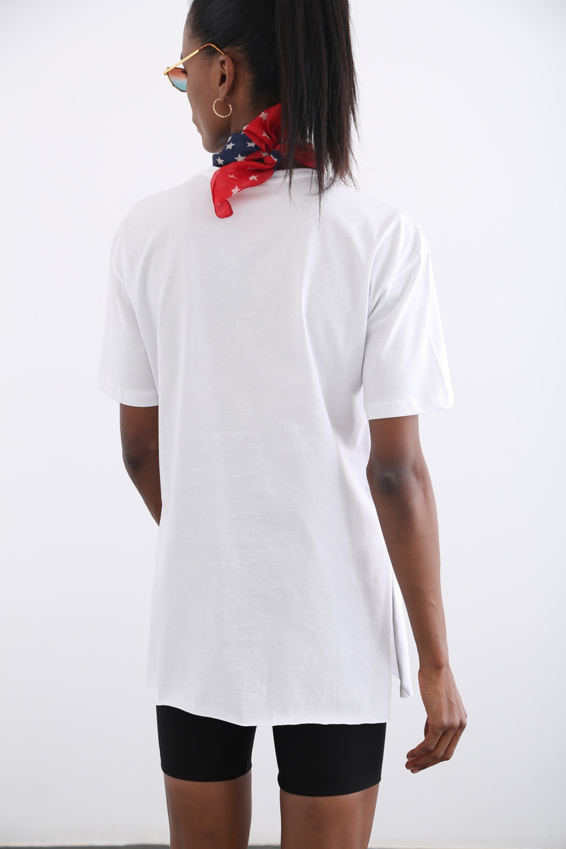 Beyaz Yazılı Tshirt 18234