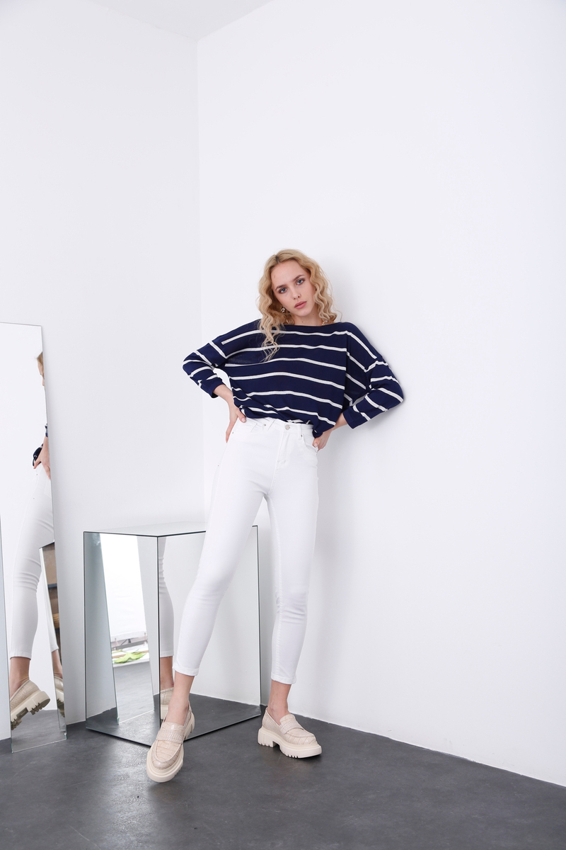 Beyaz Yüksek Bel Toparlayan Slim Fit Jean 