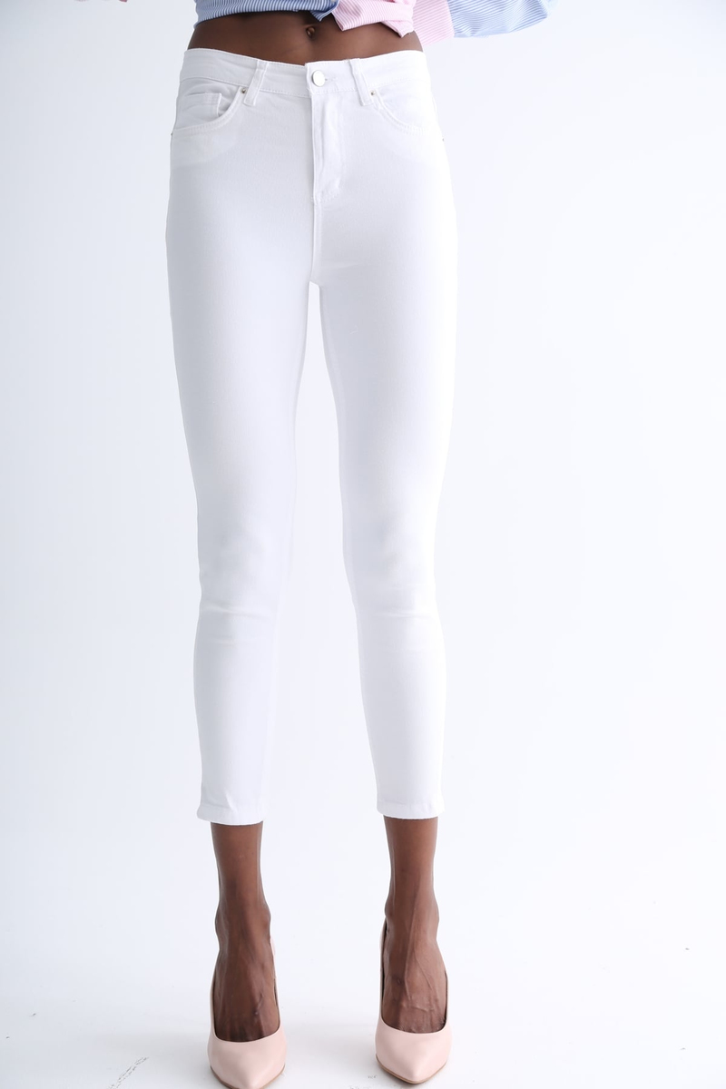 Beyaz Yüksek Bel Toparlayan Slim Fit Jean 