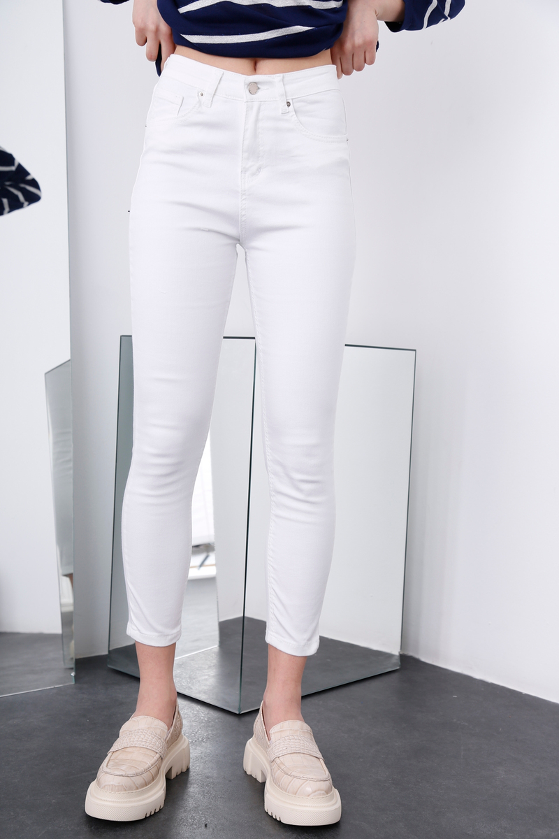 Beyaz Yüksek Bel Toparlayan Slim Fit Jean 